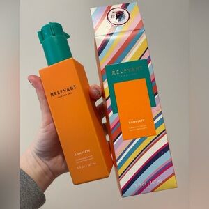 RELEVANT Complete Cleansing Serum Hydrating Removes Makeup 5 fl oz NEW